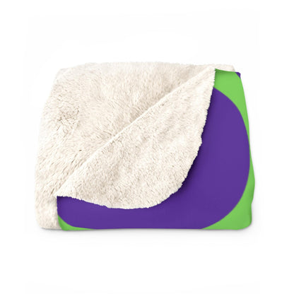 Green & Purple Fishman Donut Sherpa Blanket – alternate view 4